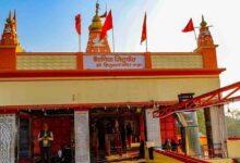 Devotees sidhbali temple