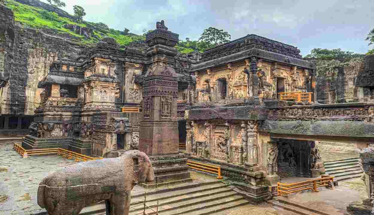 Kailasa mandir ellora